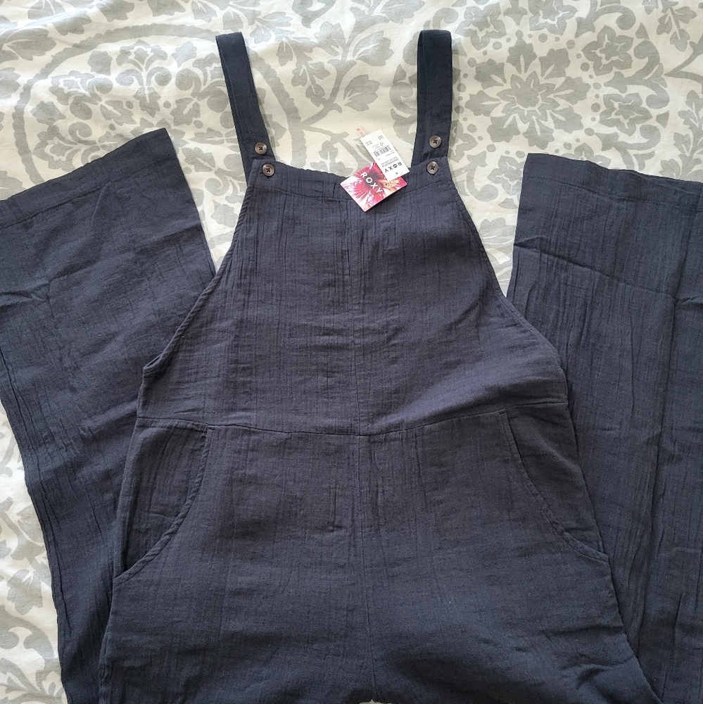 NWT Roxy Black Overalls